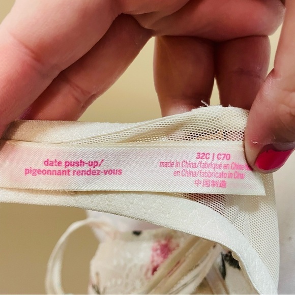 PINK Victoria’s Secret Date Push Up Bra 32C White Floral - Picture 7 of 7